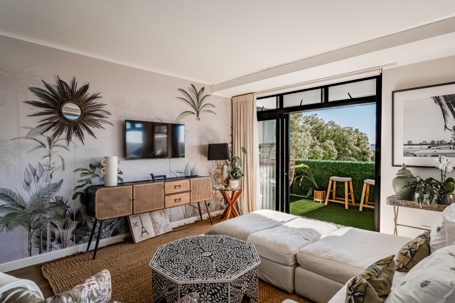 2 Bedroom Property for Sale in Fresnaye Western Cape